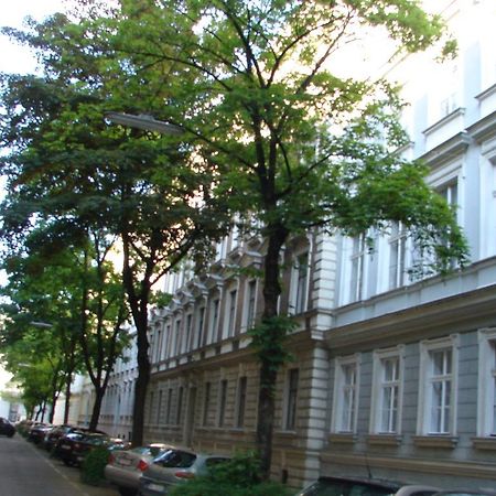 Charming Viennese Home Exterior foto